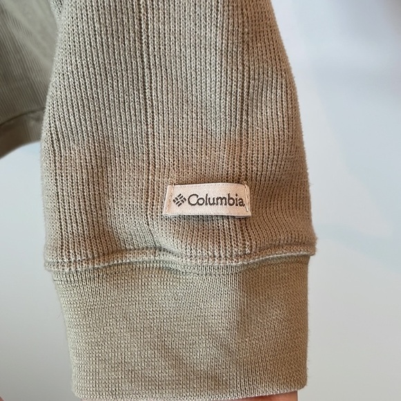 Columbia Sweater Men XL Tan V Neck Stretchy Columbia Tag on L Sleeve - Picture 7 of 12